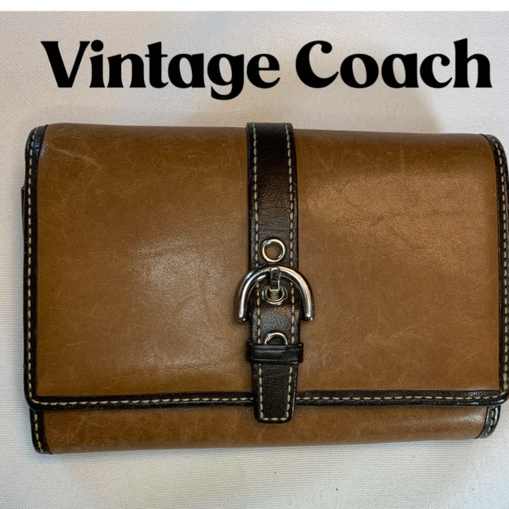 Vintage Coach All Leather Bifold Wallet in Dark and Medium Brown!